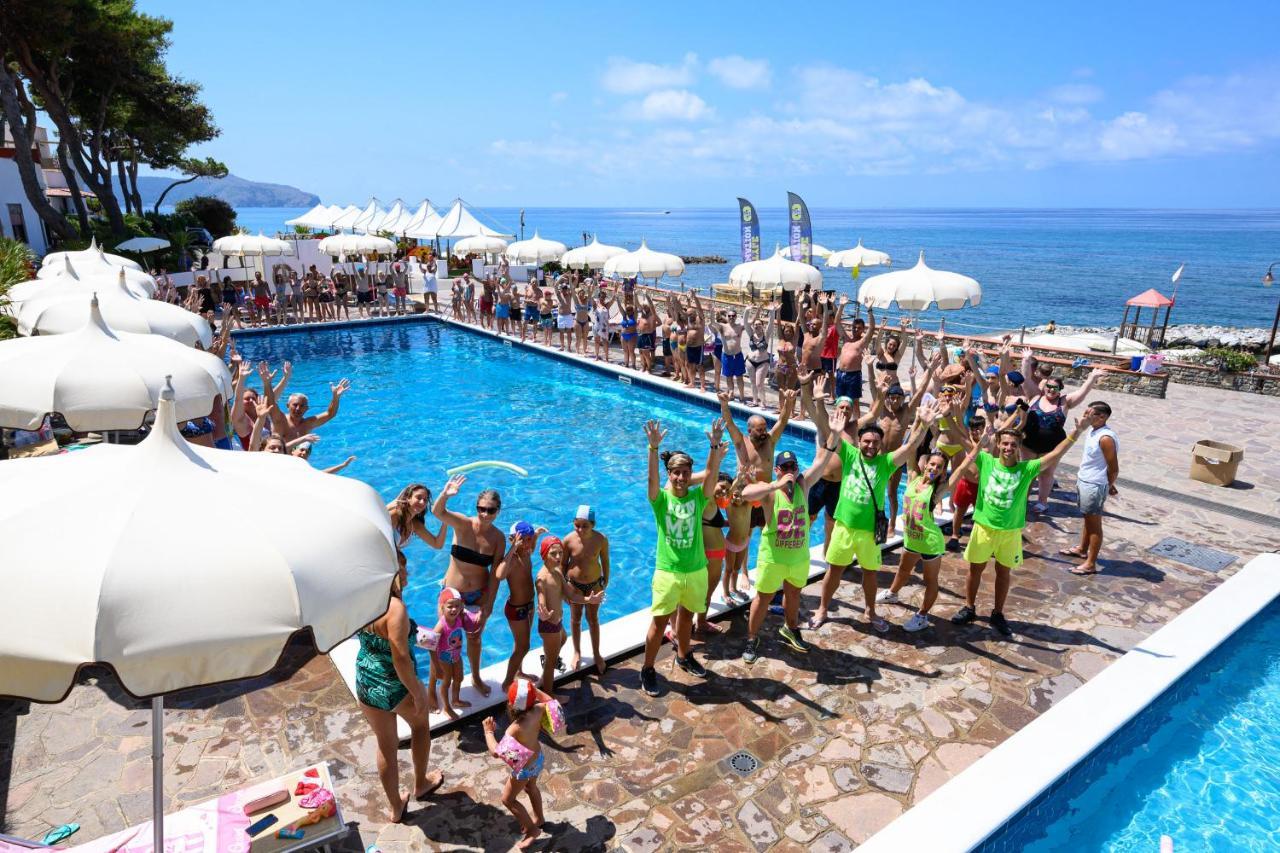 Villaggio Stella Del Sud & Resort Pisciotta Exterior photo