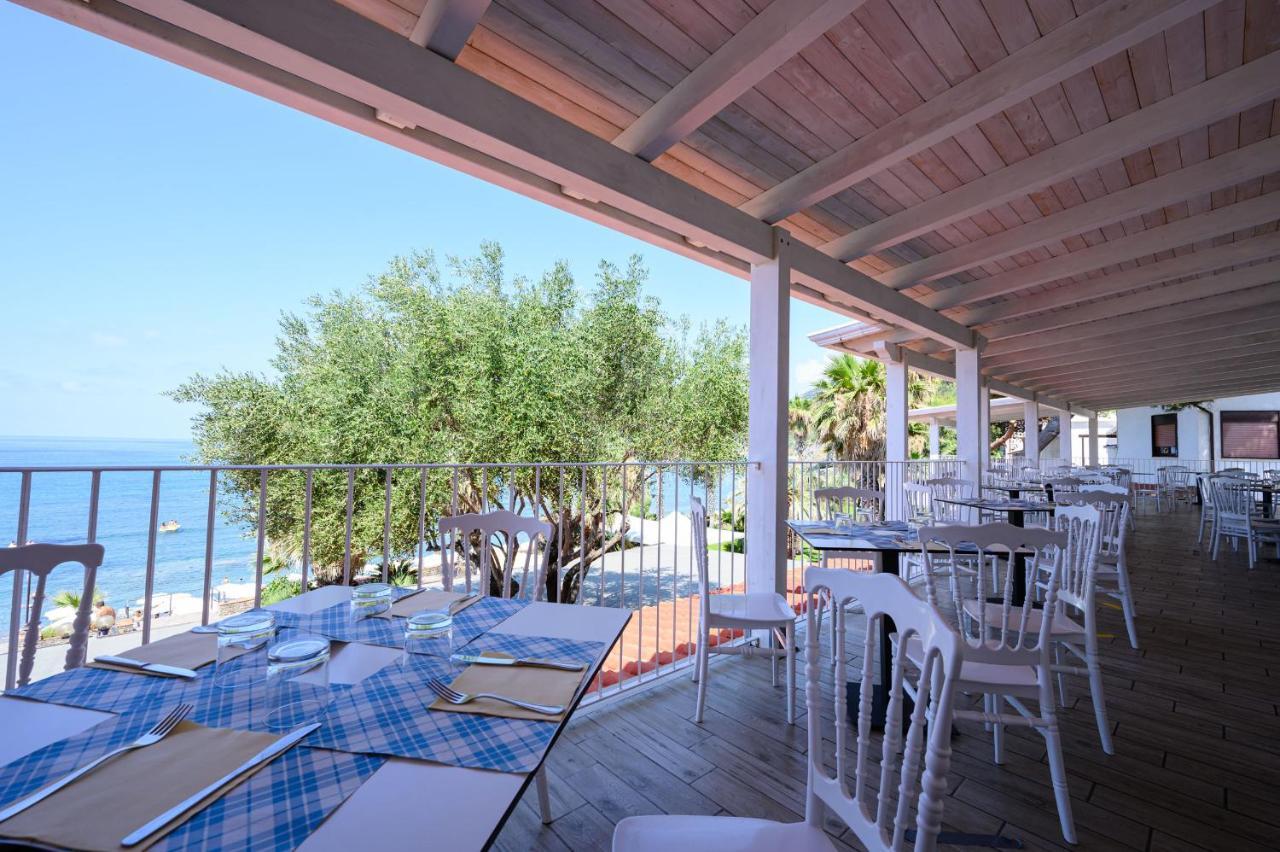 Villaggio Stella Del Sud & Resort Pisciotta Exterior photo